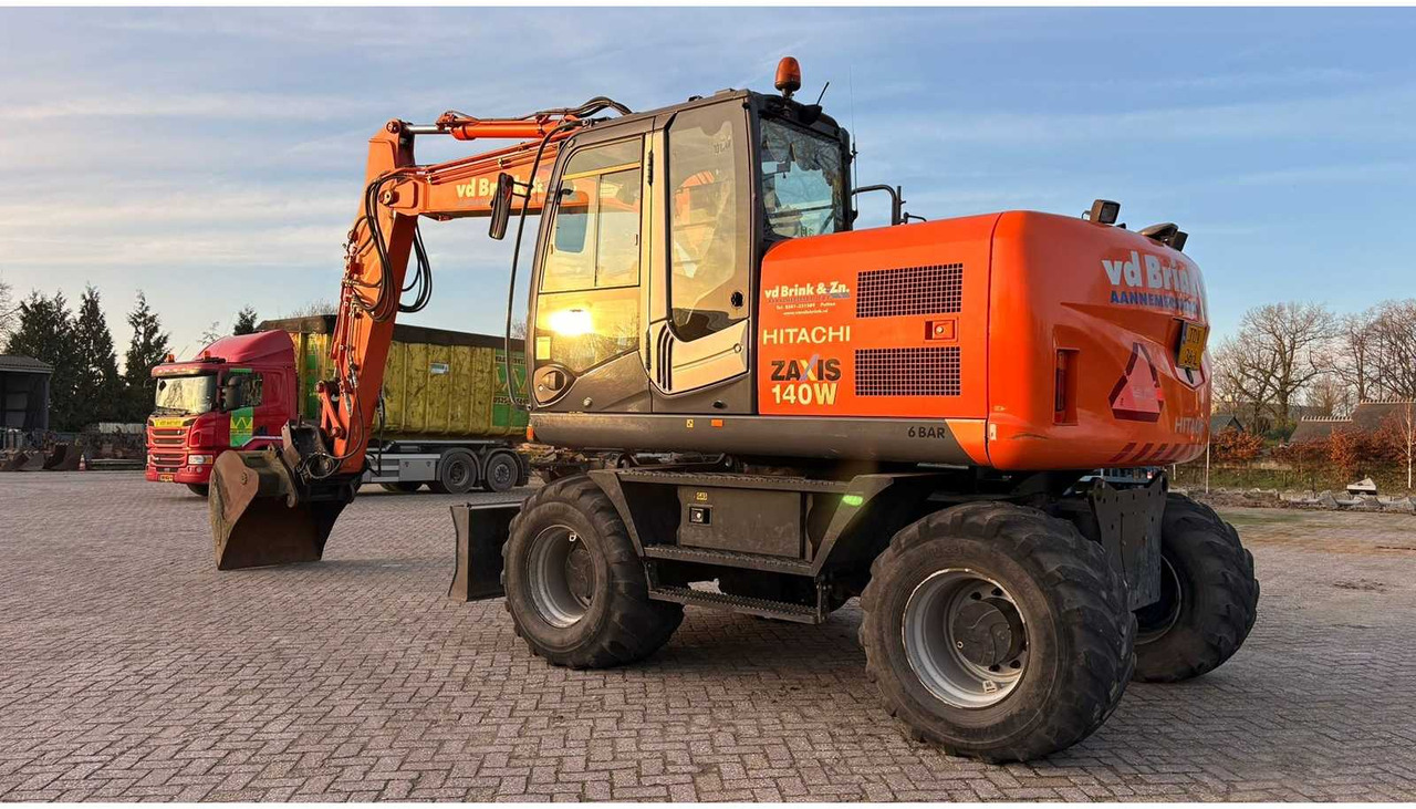 2009 HITACHI ZX140W-3 WHEELED EXCAVATOR - Excavadora de ruedas: foto 4 2009 HITACHI ZX140W-3 WHEELED EXCAVATOR - Excavadora de ruedas: foto 4