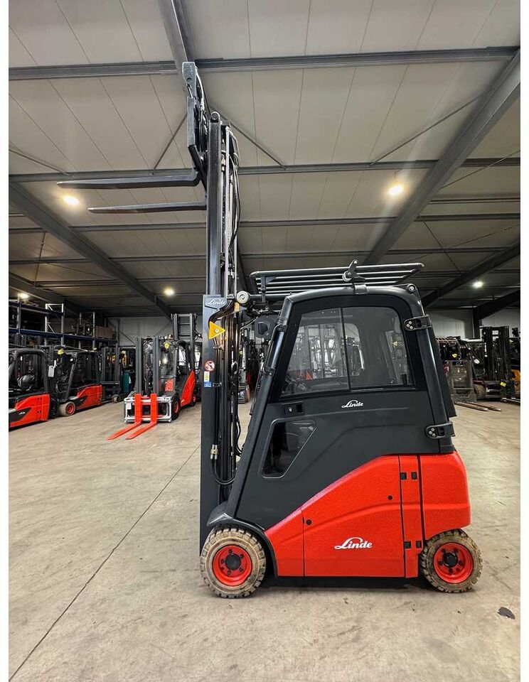 2011 SERVICE+UVV 02/2027 LINDE E16PH 1.600KG 3.+4. - Carretilla elevadora: foto 2 2011 SERVICE+UVV 02/2027 LINDE E16PH 1.600KG 3.+4. - Carretilla elevadora: foto 2