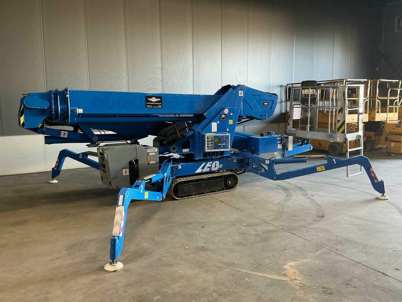 2012 TEUPEN - LEO 23GT - CRAWLER SPIDER AERIAL PLATFORM - Plataforma elevadora: foto 3 2012 TEUPEN - LEO 23GT - CRAWLER SPIDER AERIAL PLATFORM - Plataforma elevadora: foto 3