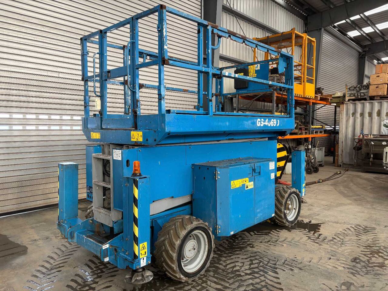 2014 GENIE GS 4069 DC SCISSOR LIFT LIFT BATTERY 2023 - Plataforma elevadora: foto 3 2014 GENIE GS 4069 DC SCISSOR LIFT LIFT BATTERY 2023 - Plataforma elevadora: foto 3