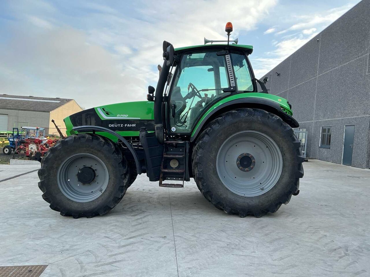 2015 DEUTZ-FAHR TT42 6190 FOUR WHEEL DRIVE FARM TRACTOR - Tractor: foto 2 2015 DEUTZ-FAHR TT42 6190 FOUR WHEEL DRIVE FARM TRACTOR - Tractor: foto 2