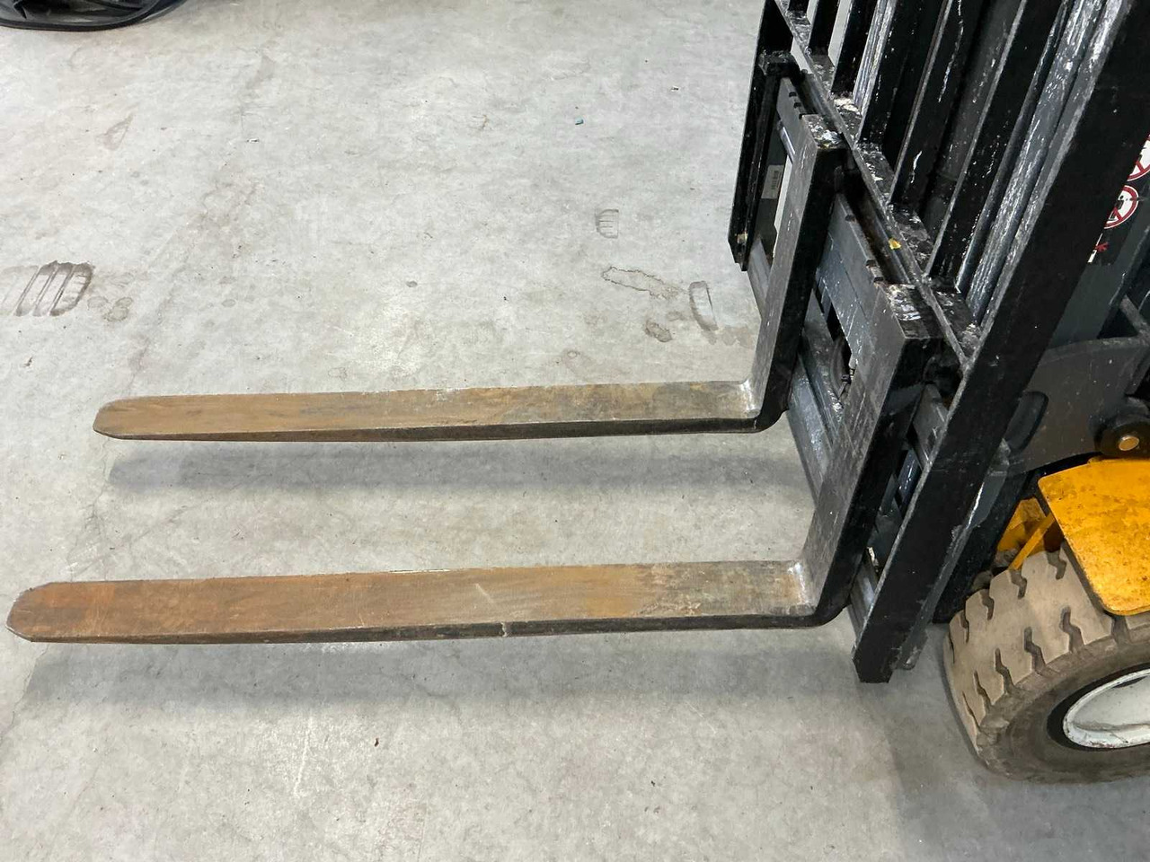 2015 JUNGHEINRICH EFG 115 FORKLIFT - Carretilla elevadora: foto 4 2015 JUNGHEINRICH EFG 115 FORKLIFT - Carretilla elevadora: foto 4