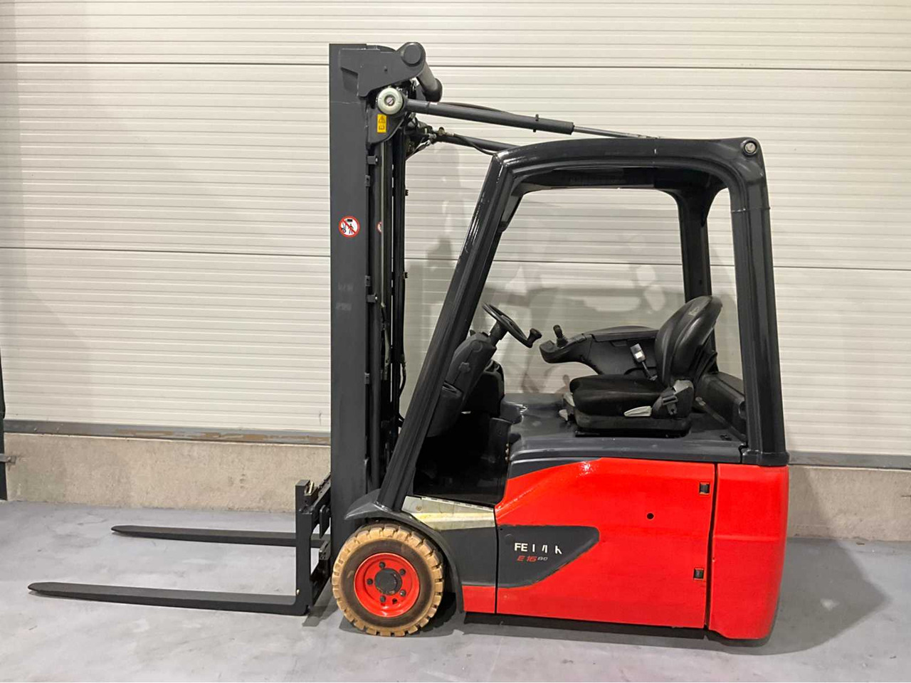 2015 LINDE E16-02 1600KG 3915HOUR FORKLIFT - Carretilla elevadora: foto 3 2015 LINDE E16-02 1600KG 3915HOUR FORKLIFT - Carretilla elevadora: foto 3