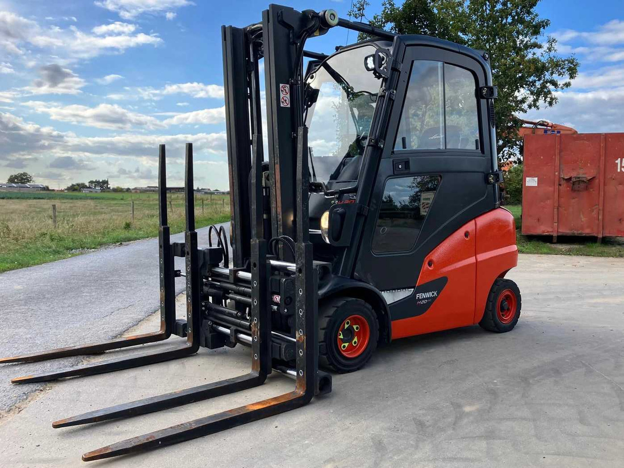 2015 LINDE H20T DOUBLE FORK FORKLIFT - Carretilla elevadora: foto 1 2015 LINDE H20T DOUBLE FORK FORKLIFT - Carretilla elevadora: foto 1
