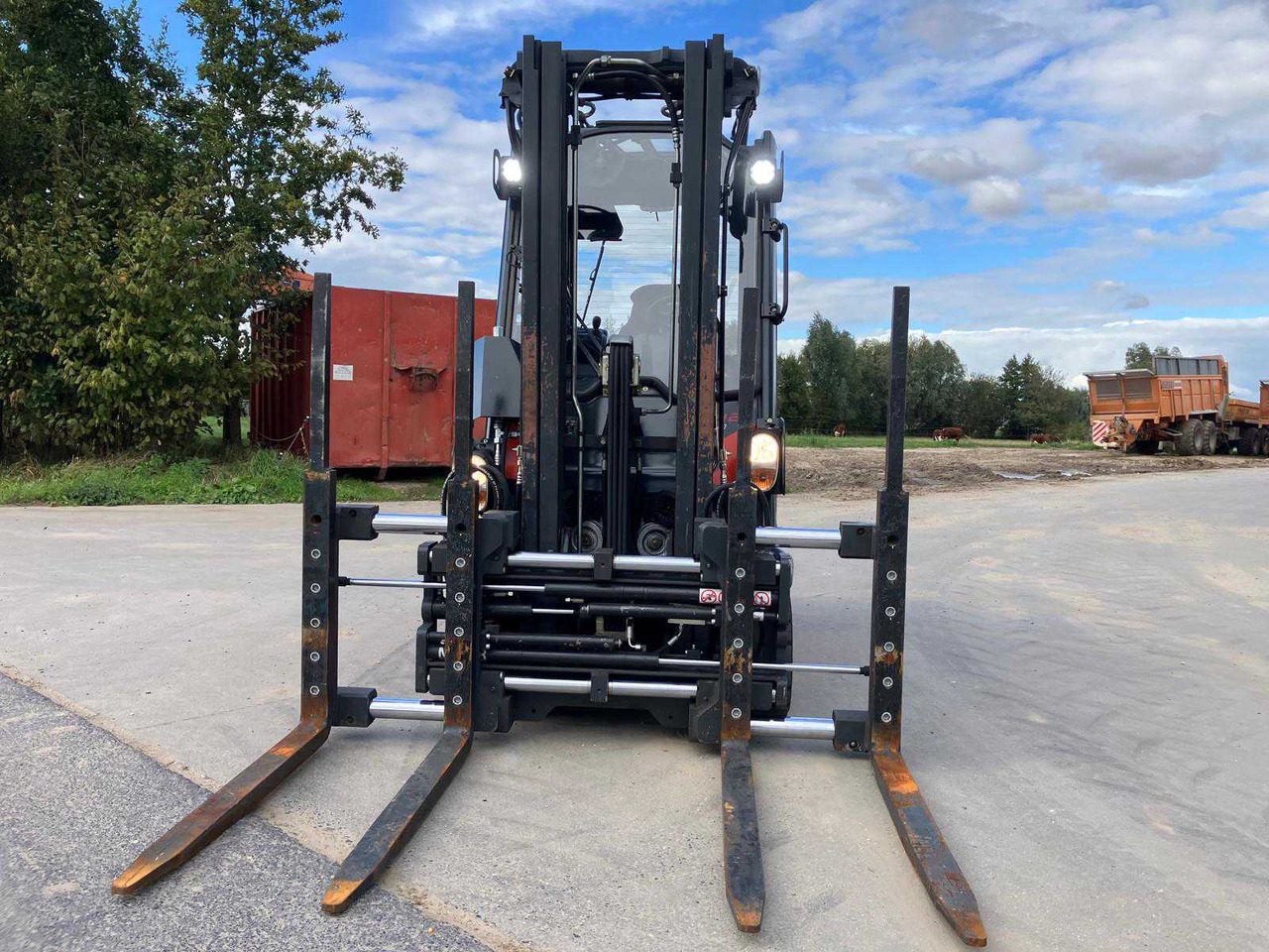 2015 LINDE H20T DOUBLE FORK FORKLIFT - Carretilla elevadora: foto 2 2015 LINDE H20T DOUBLE FORK FORKLIFT - Carretilla elevadora: foto 2