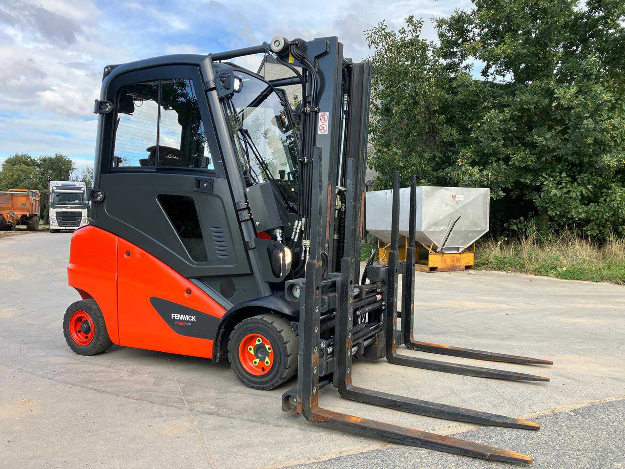 2015 LINDE H20T DOUBLE FORK FORKLIFT - Carretilla elevadora: foto 3 2015 LINDE H20T DOUBLE FORK FORKLIFT - Carretilla elevadora: foto 3