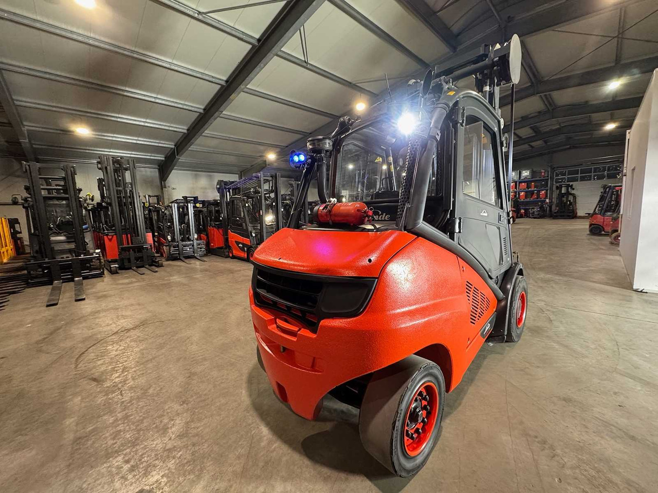 Carretilla elevadora 2015 LINDE H50D 5,000KG TRIPLEX 666CM 3RD+4TH VALVE DIESEL FORKLIFT FORKLIFT 15,042 HOURS.: foto 7 Carretilla elevadora 2015 LINDE H50D 5,000KG TRIPLEX 666CM 3RD+4TH VALVE DIESEL FORKLIFT FORKLIFT 15,042 HOURS.: foto 7