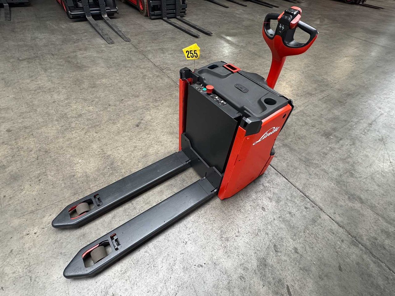 2016 LINDE T16L PALLET TRUCK ANT STACKER INITIAL STROKE 1,847 HOURS - Carretilla elevadora: foto 3 2016 LINDE T16L PALLET TRUCK ANT STACKER INITIAL STROKE 1,847 HOURS - Carretilla elevadora: foto 3