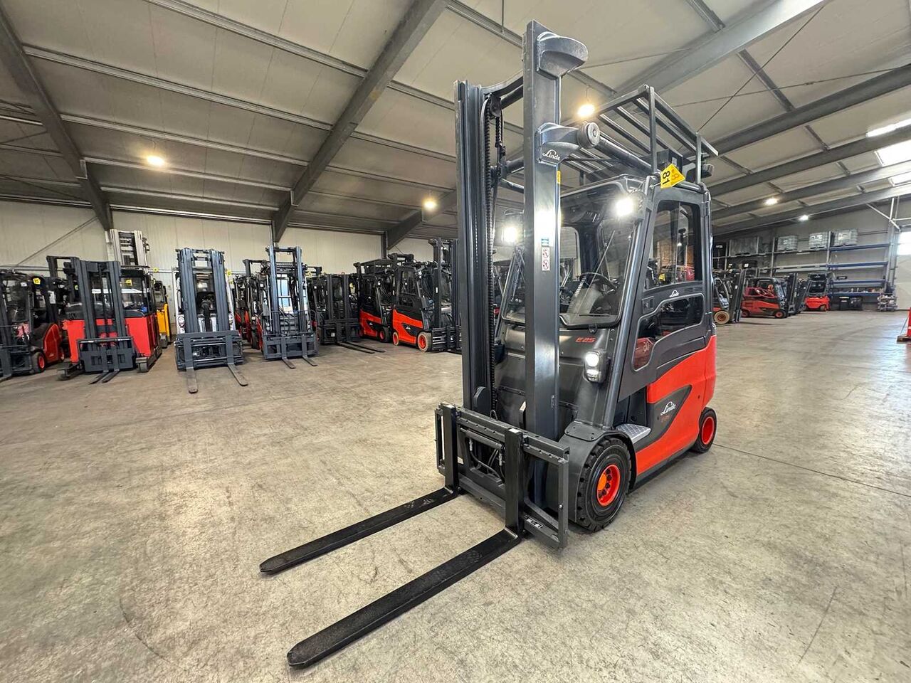Carretilla elevadora 2017 SERVICE + UVV 09/2026 LINDE E25HL 2.500KG 3.+4.: foto 6