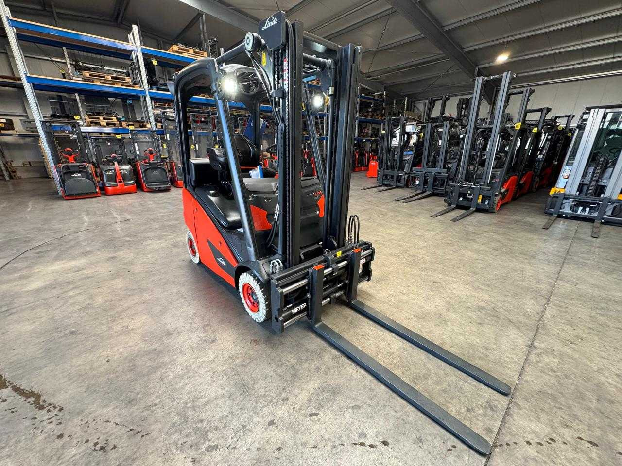 2017 SERVICE + UVV 10/2026 LINDE H16T 1,600KG 3RD + 4TH VALVE FORK ADJUSTER GAS FORKLIFT 6,710 HOURS - Carretilla elevadora: foto 1 2017 SERVICE + UVV 10/2026 LINDE H16T 1,600KG 3RD + 4TH VALVE FORK ADJUSTER GAS FORKLIFT 6,710 HOURS - Carretilla elevadora: foto 1