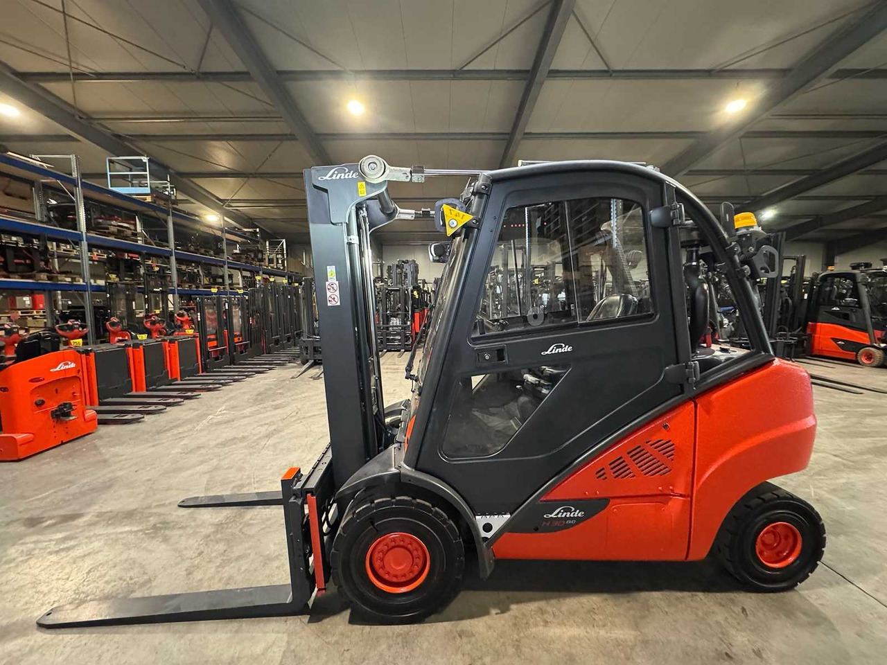 2017 SERVICE + UVV 11/2026 LINDE H30D EVO 3,000KG DUPLEX FREE LIFT 3RD + 4TH VALVE FORK ADJUSTER DIESEL FORKLIFT FORKLIFT 4,702 HOURS. - Carretilla elevadora: foto 2 2017 SERVICE + UVV 11/2026 LINDE H30D EVO 3,000KG DUPLEX FREE LIFT 3RD + 4TH VALVE FORK ADJUSTER DIESEL FORKLIFT FORKLIFT 4,702 HOURS. - Carretilla elevadora: foto 2