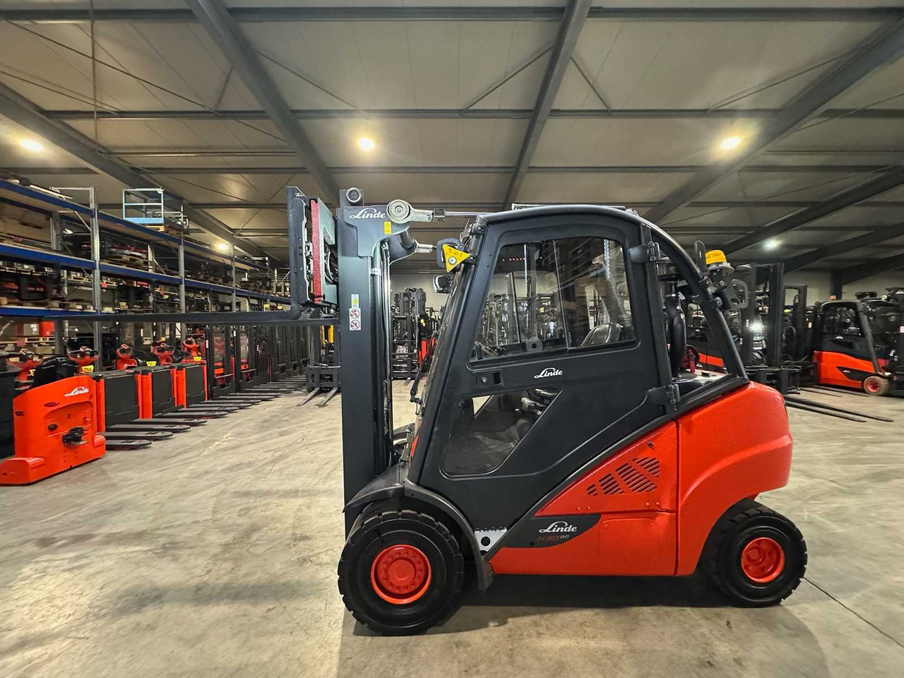 2017 SERVICE + UVV 11/2026 LINDE H30D EVO 3,000KG DUPLEX FREE LIFT 3RD + 4TH VALVE FORK ADJUSTER DIESEL FORKLIFT FORKLIFT 4,702 HOURS. - Carretilla elevadora: foto 1 2017 SERVICE + UVV 11/2026 LINDE H30D EVO 3,000KG DUPLEX FREE LIFT 3RD + 4TH VALVE FORK ADJUSTER DIESEL FORKLIFT FORKLIFT 4,702 HOURS. - Carretilla elevadora: foto 1