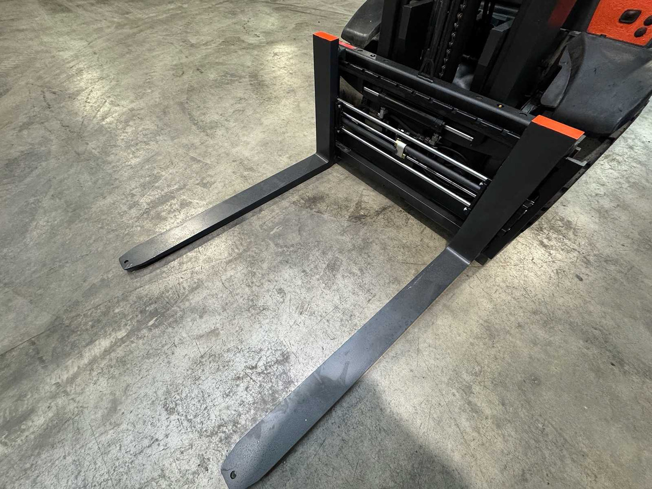 2017 SERVICE + UVV 11/2026 LINDE H30D EVO 3,000KG DUPLEX FREE LIFT 3RD + 4TH VALVE FORK ADJUSTER DIESEL FORKLIFT FORKLIFT 4,702 HOURS. - Carretilla elevadora: foto 4 2017 SERVICE + UVV 11/2026 LINDE H30D EVO 3,000KG DUPLEX FREE LIFT 3RD + 4TH VALVE FORK ADJUSTER DIESEL FORKLIFT FORKLIFT 4,702 HOURS. - Carretilla elevadora: foto 4