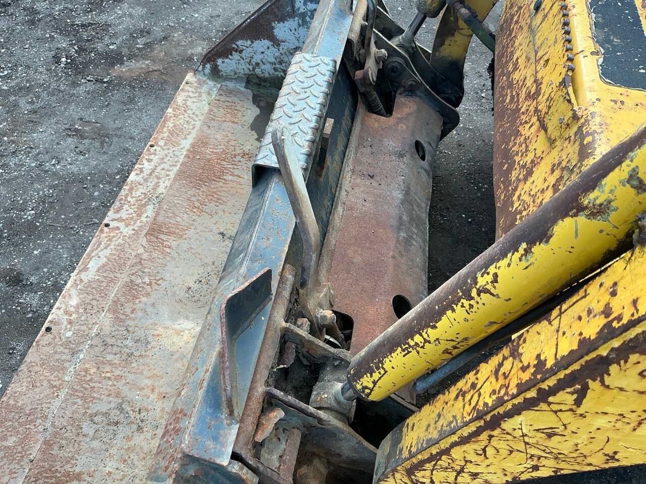 Minicargadora de cadenas 2018 KOMATSU SK510 SKID STEER LOADER: foto 15 Minicargadora de cadenas 2018 KOMATSU SK510 SKID STEER LOADER: foto 15