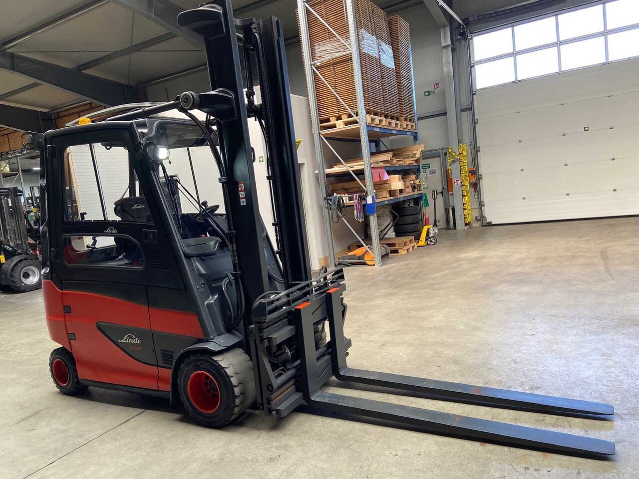 2018 SERVICE + UVV 05/2027 LINDE E35HL 3.500KG 3.+4. - Carretilla elevadora: foto 3 2018 SERVICE + UVV 05/2027 LINDE E35HL 3.500KG 3.+4. - Carretilla elevadora: foto 3