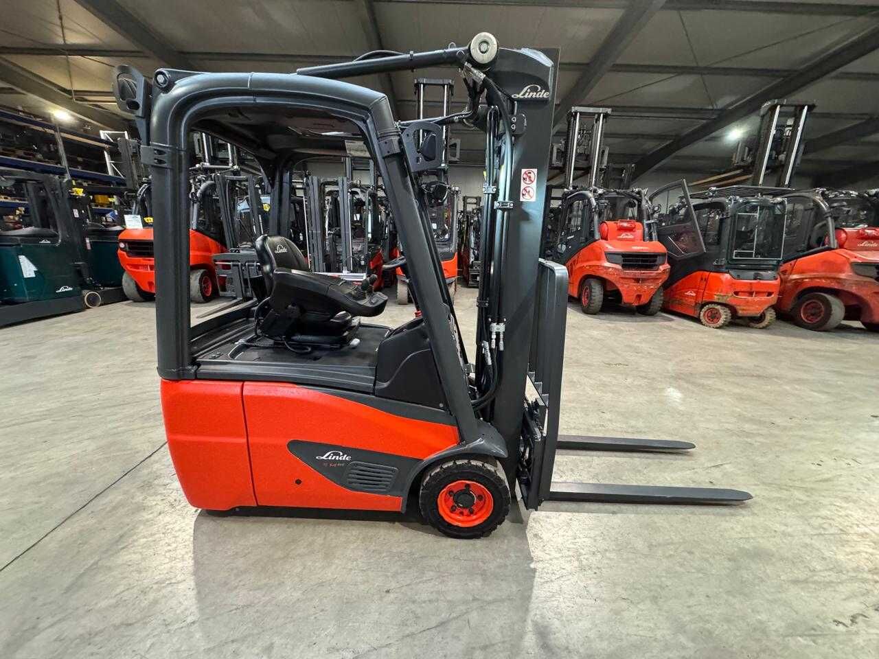 2019 SERVICE + UVV 02/2027 LINDE E14-02 EVO 1,400KG DUPLEX FREE LIFT ELECTRIC FORKLIFT 13,213 HOURS - Carretilla elevadora: foto 5 2019 SERVICE + UVV 02/2027 LINDE E14-02 EVO 1,400KG DUPLEX FREE LIFT ELECTRIC FORKLIFT 13,213 HOURS - Carretilla elevadora: foto 5