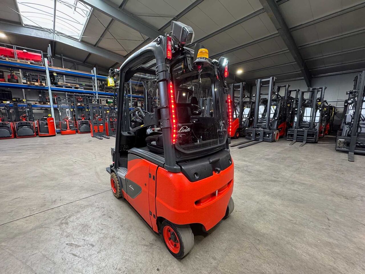 2019 SERVICE + UVV 02/2027 LINDE E16PH-02 EVO 1,600KG DUPLEX FREE LIFT 314CM 3RD + 4TH VALVE ELECTRIC FORKLIFT FORKLIFT 5,398 HOURS - Carretilla elevadora: foto 4 2019 SERVICE + UVV 02/2027 LINDE E16PH-02 EVO 1,600KG DUPLEX FREE LIFT 314CM 3RD + 4TH VALVE ELECTRIC FORKLIFT FORKLIFT 5,398 HOURS - Carretilla elevadora: foto 4