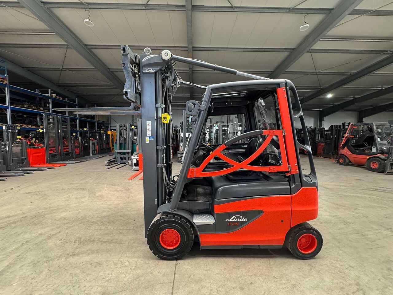 2019 SERVICE + UVV 03/2027 LINDE E25 2.500KG TRIPLEX 548CM 3.+4. - Carretilla elevadora: foto 1 2019 SERVICE + UVV 03/2027 LINDE E25 2.500KG TRIPLEX 548CM 3.+4. - Carretilla elevadora: foto 1