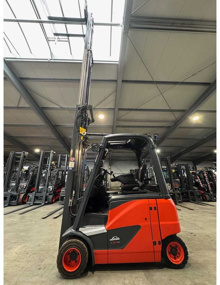 22/2017 SERVICE + UVV 02/2027 LINDE E20PH 2.000KG 3.+4. VALVE TRIPLEX 647CM ELECTRIC FORKLIFT 11.248 HOURS - Carretilla elevadora: foto 3 22/2017 SERVICE + UVV 02/2027 LINDE E20PH 2.000KG 3.+4. VALVE TRIPLEX 647CM ELECTRIC FORKLIFT 11.248 HOURS - Carretilla elevadora: foto 3