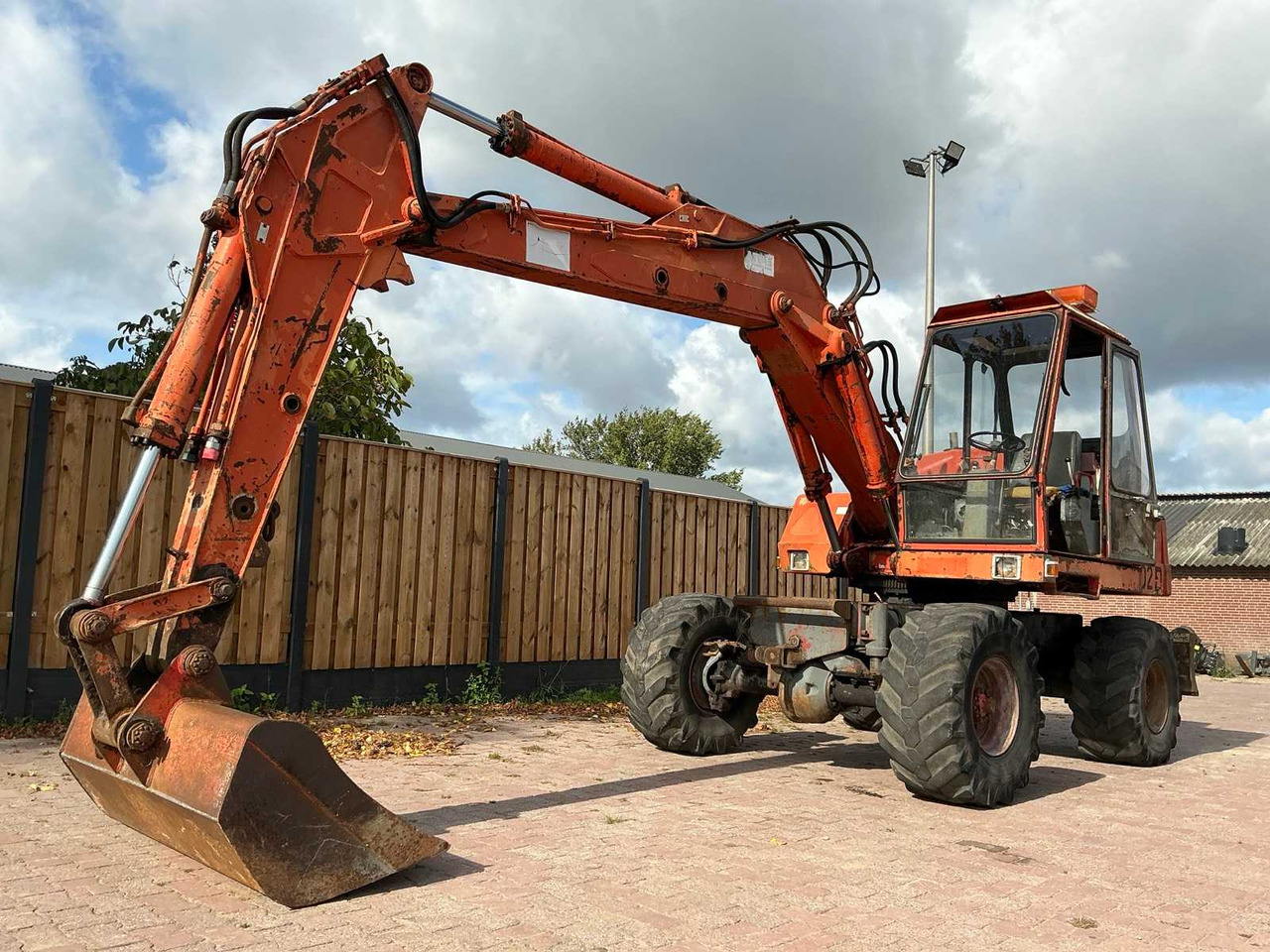 Atlas 1302 - Autogrúa: foto 1 Atlas 1302 - Autogrúa: foto 1