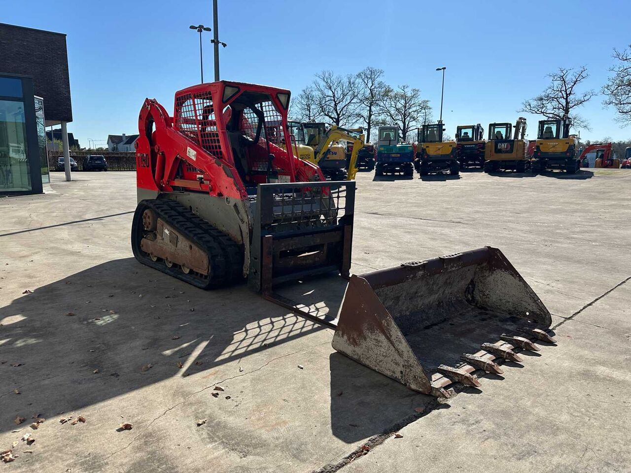 BOBCAT - 2004 - T190 - SKID STEER LOADER - Minicargadora de cadenas: foto 4 BOBCAT - 2004 - T190 - SKID STEER LOADER - Minicargadora de cadenas: foto 4