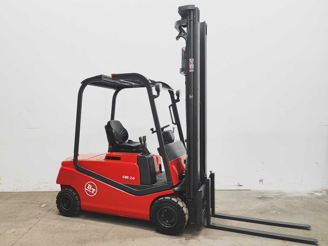 Carretilla elevadora BT - 2002 - CBE 2.0F - FORKLIFT TRUCK: foto 9