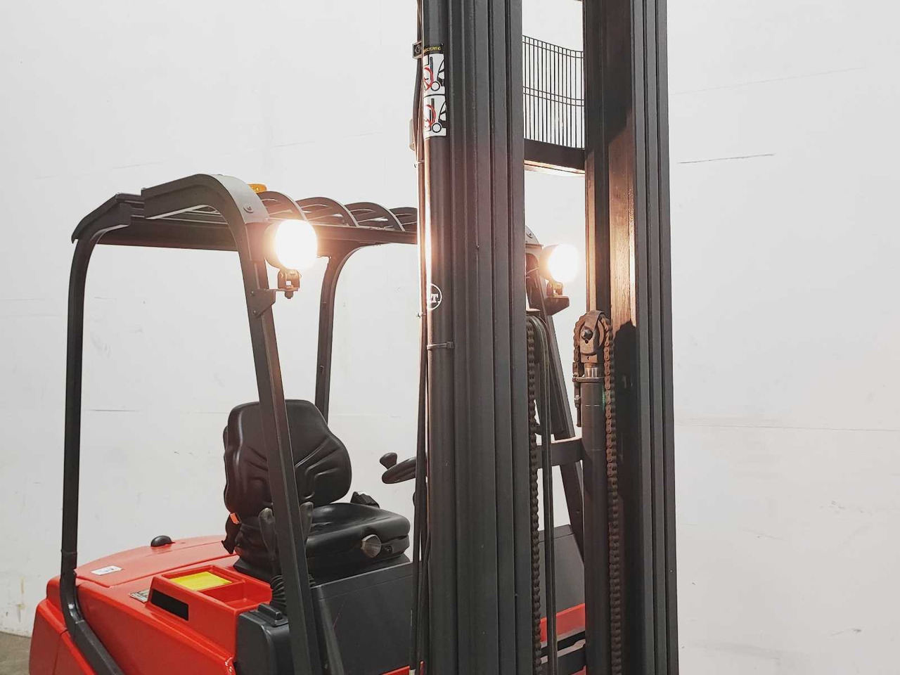 Carretilla elevadora BT - 2002 - CBE 2.0F - FORKLIFT TRUCK: foto 11