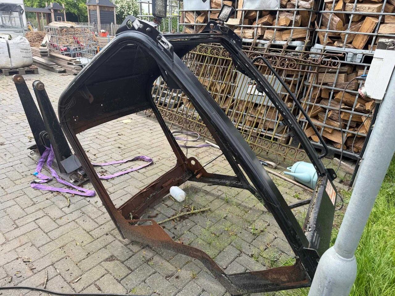 CAT 301.7 D MINI EXCAVATOR CAB - Miniexcavadora: foto 1 CAT 301.7 D MINI EXCAVATOR CAB - Miniexcavadora: foto 1