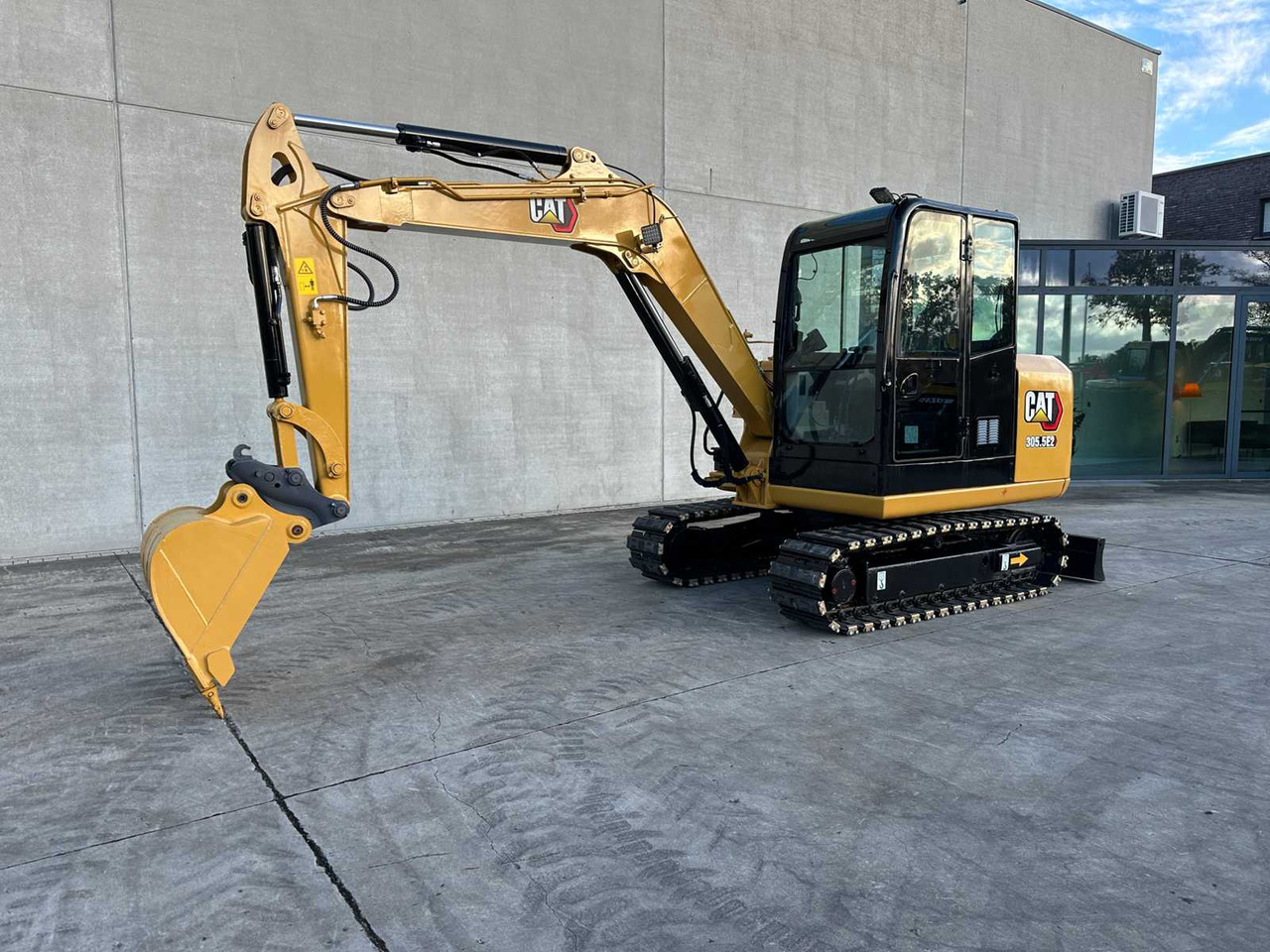 CATERPILLAR - 2015 - 305.5E2 - MIDI EXCAVATOR - Excavadora: foto 1 CATERPILLAR - 2015 - 305.5E2 - MIDI EXCAVATOR - Excavadora: foto 1