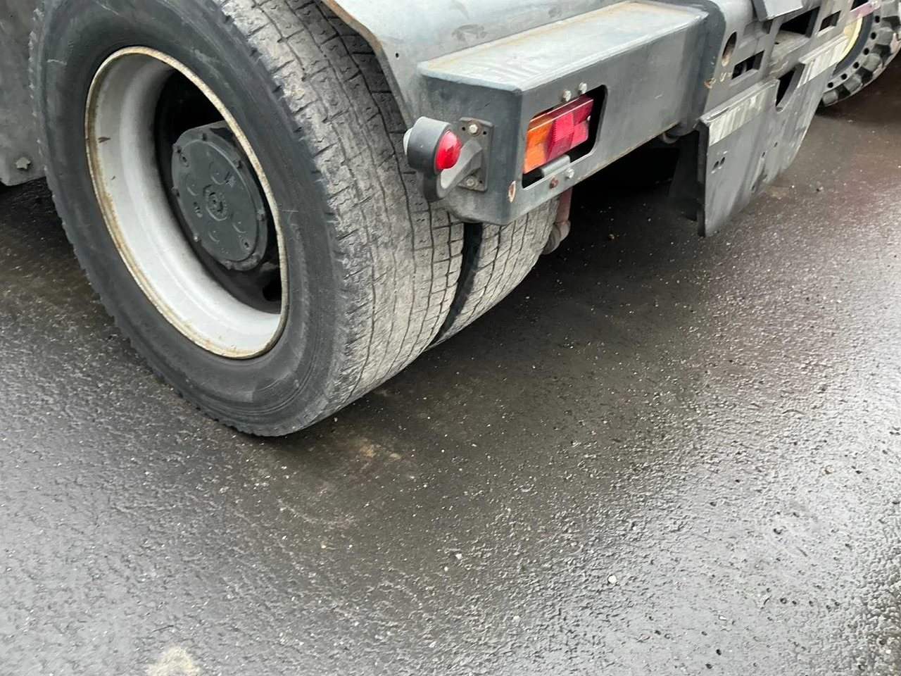 Camión 2002 TERBERG TERMINAL TRACTOR: foto 6