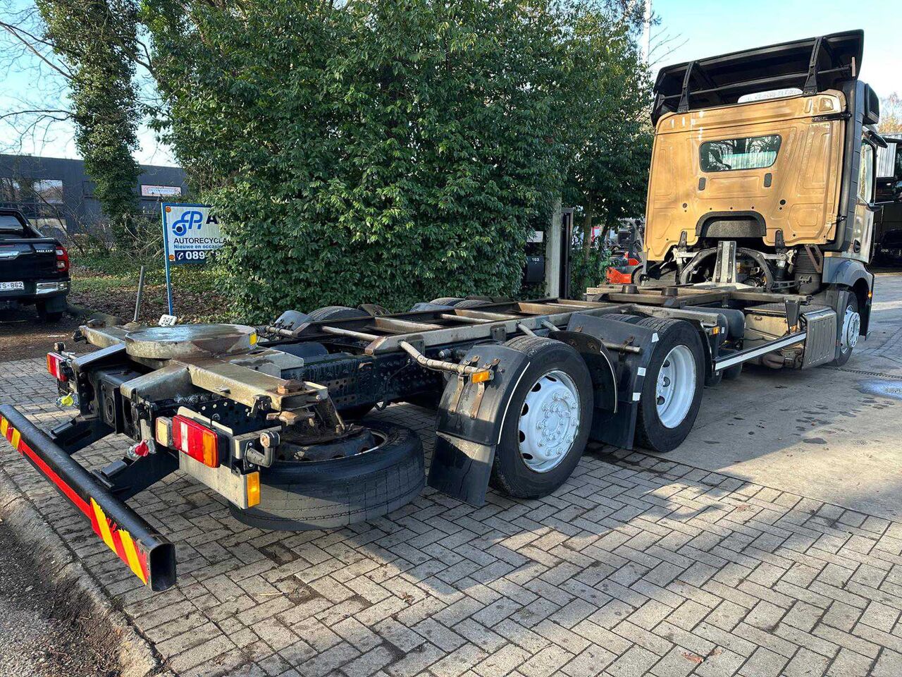 2015 MERCEDES-BENZ ACTROS MP4 TRUCK - Camión: foto 3 2015 MERCEDES-BENZ ACTROS MP4 TRUCK - Camión: foto 3