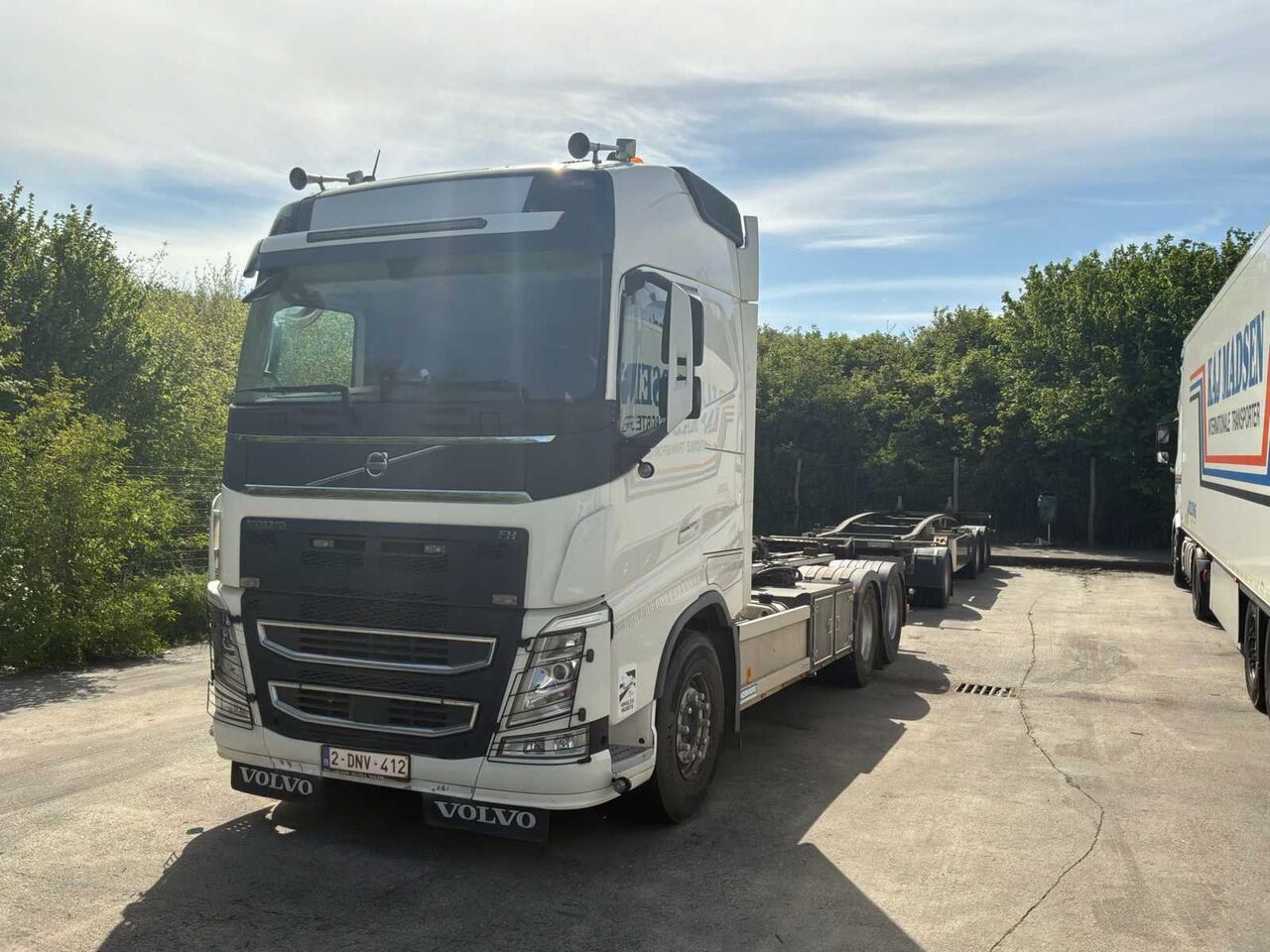 2018 VOLVO TRUCK CONTAINER TRANSPORTER DOUBLE TRAILER - Camión: foto 1 2018 VOLVO TRUCK CONTAINER TRANSPORTER DOUBLE TRAILER - Camión: foto 1