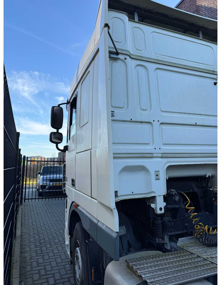 DAF - 2010 - FT XF105 - TRUCK - Camión: foto 4 DAF - 2010 - FT XF105 - TRUCK - Camión: foto 4