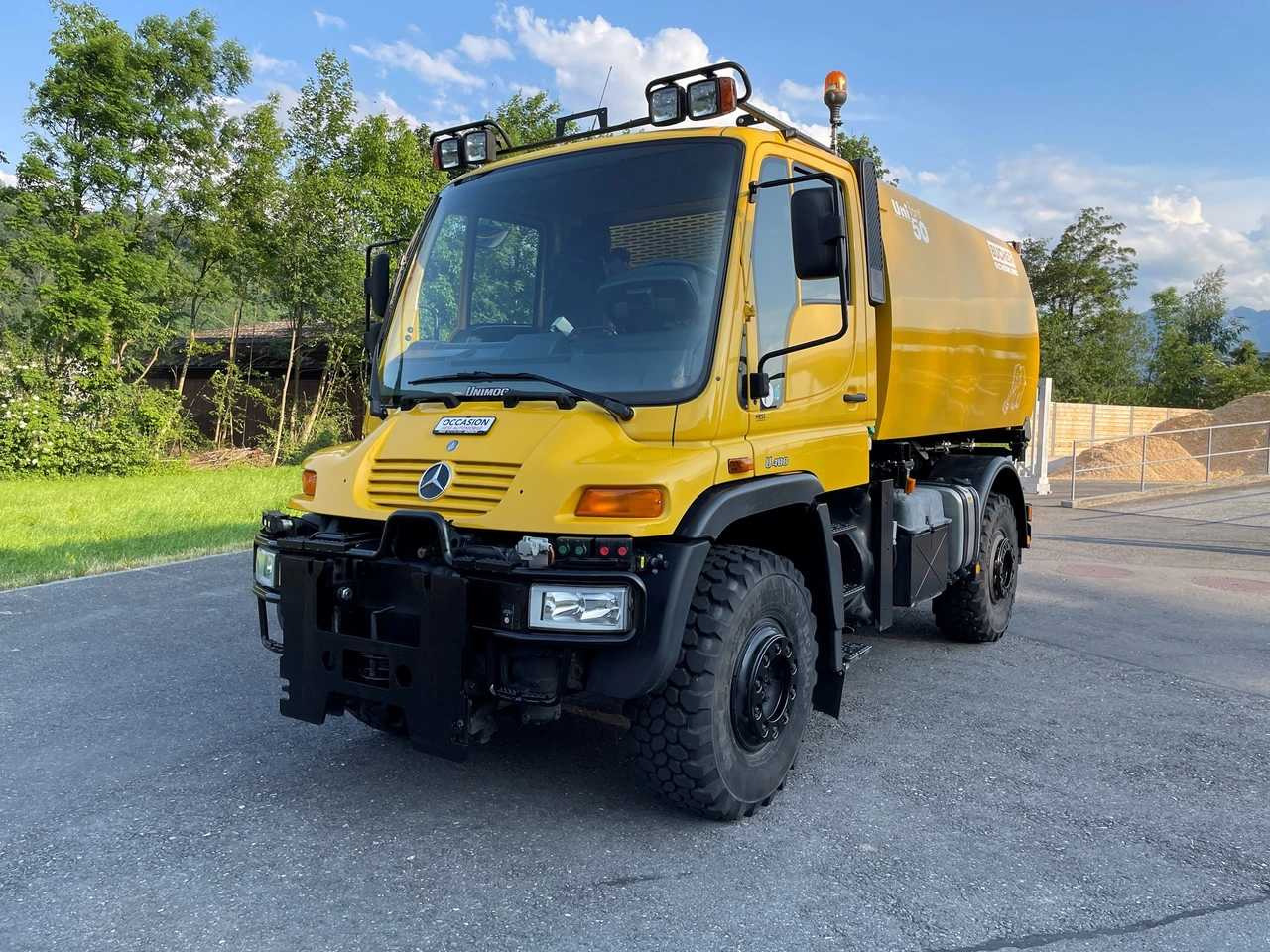 MERCEDES-BENZ - UNIMOG - 2001 - KOMMOBIL (UNIMOG) U400 - Camión: foto 2 MERCEDES-BENZ - UNIMOG - 2001 - KOMMOBIL (UNIMOG) U400 - Camión: foto 2