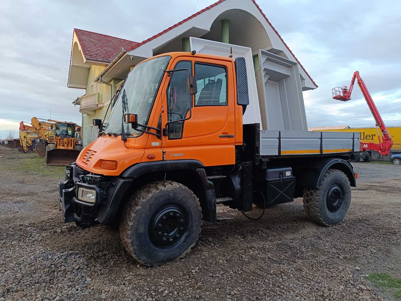 UNIMOG - U 400 - TRUCK - 2001 - Camión: foto 1 UNIMOG - U 400 - TRUCK - 2001 - Camión: foto 1