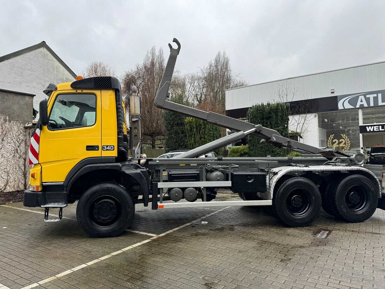 VOLVO FM12 6X6R CONTAINER HOOK SYSTEM 2001 - Camión: foto 5 VOLVO FM12 6X6R CONTAINER HOOK SYSTEM 2001 - Camión: foto 5