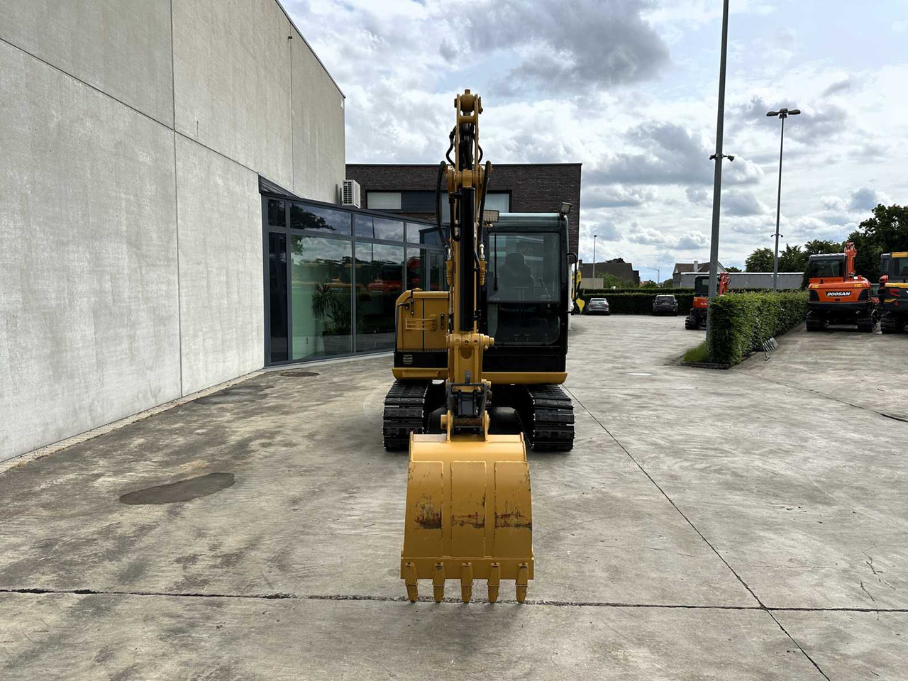 Caterpillar 305.5E2 - Excavadora de cadenas: foto 2 Caterpillar 305.5E2 - Excavadora de cadenas: foto 2