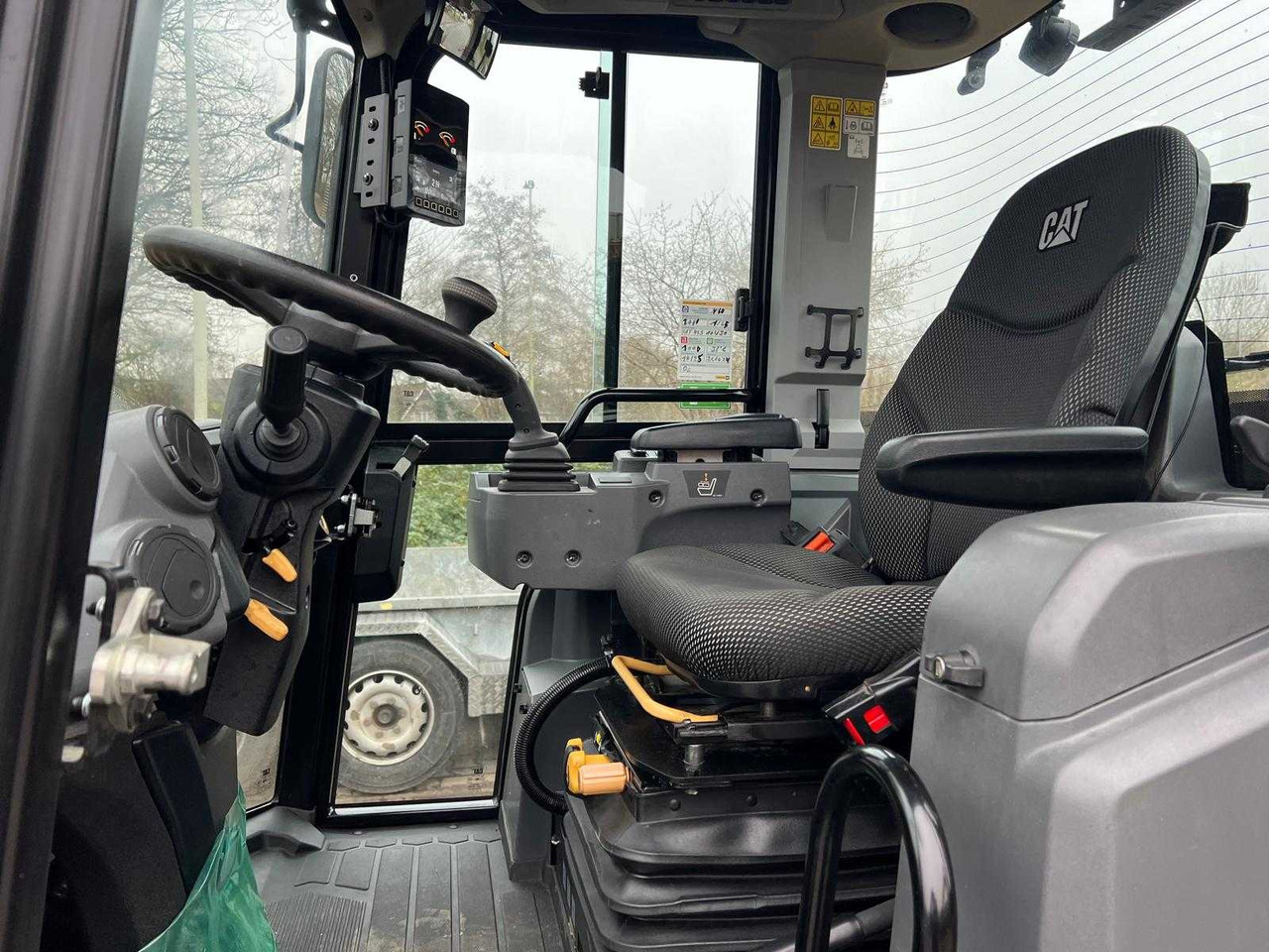 Cargadora de ruedas Caterpillar 906: foto 9