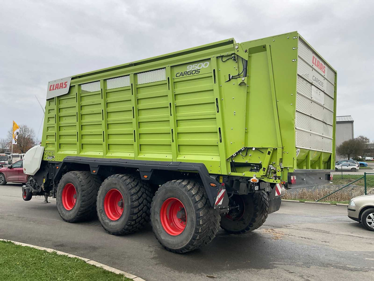 Claas Cargos 9500 - Remolque autocargador: foto 4 Claas Cargos 9500 - Remolque autocargador: foto 4