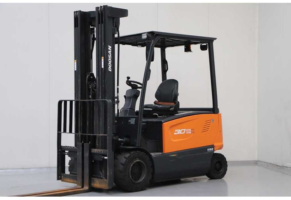 DOOSAN - 2019 - B30X-7 - FORKLIFT, PLYWOOD, SIDESHIFT, 1848 HOURS - Carretilla elevadora: foto 1 DOOSAN - 2019 - B30X-7 - FORKLIFT, PLYWOOD, SIDESHIFT, 1848 HOURS - Carretilla elevadora: foto 1
