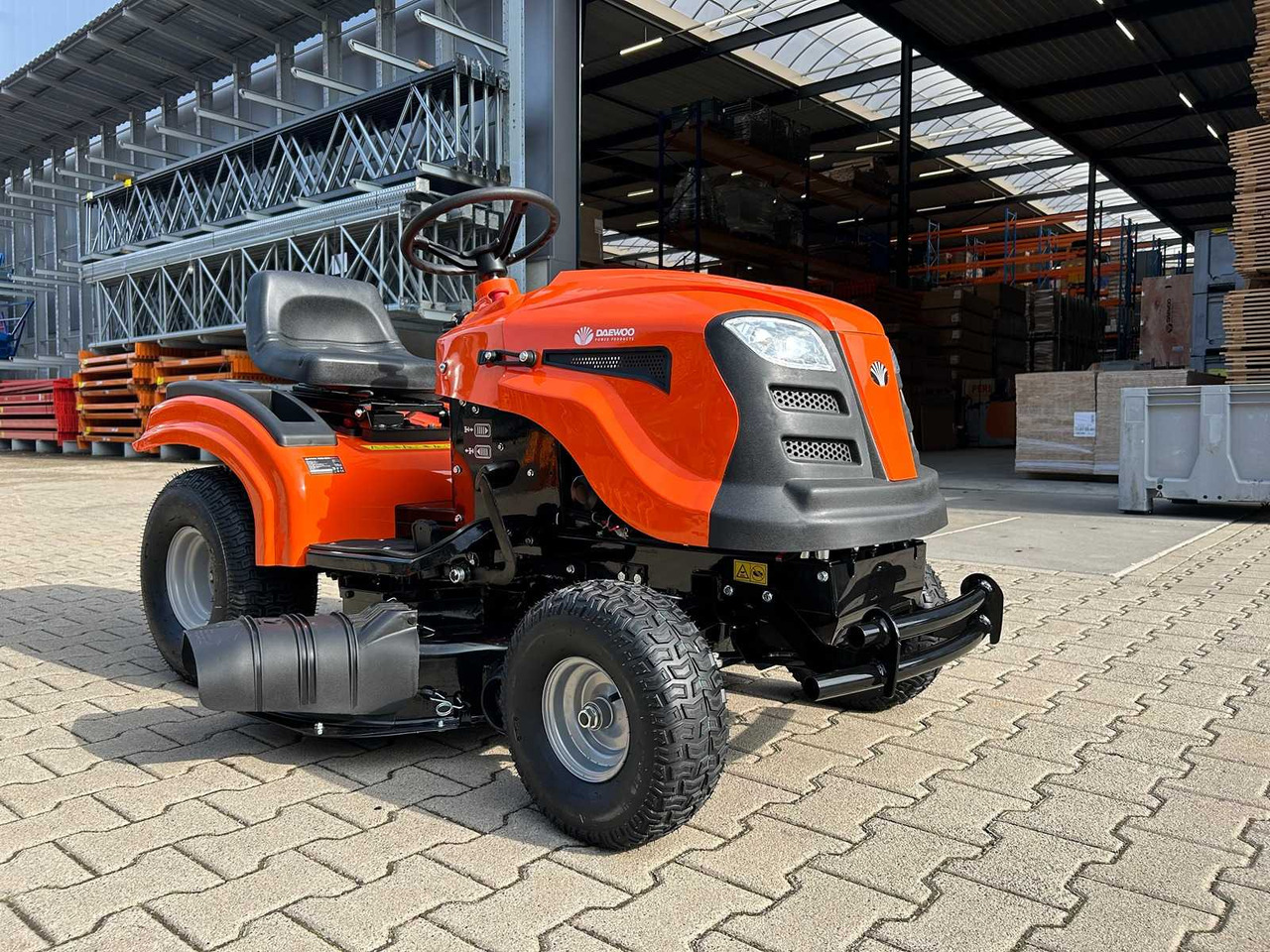 Daewoo DA1066HX - Cortacésped: foto 4 Daewoo DA1066HX - Cortacésped: foto 4