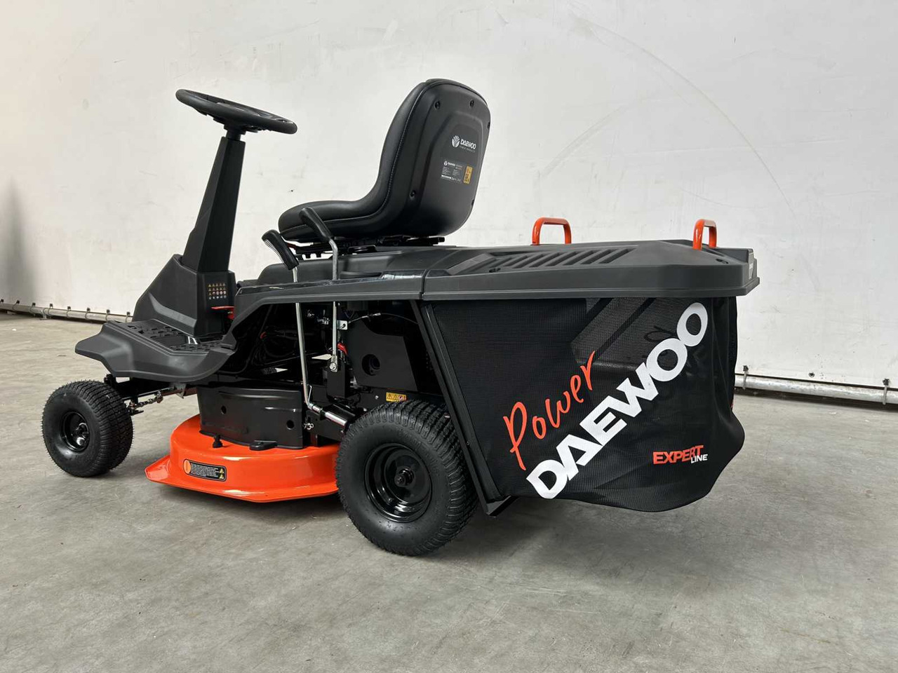 Daewoo DAXRM224 - Cortacésped: foto 4 Daewoo DAXRM224 - Cortacésped: foto 4