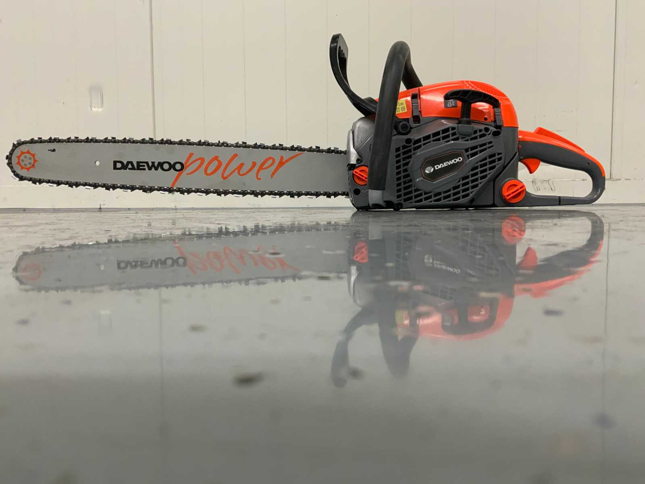 Daewoo DCS6524 - Maquinaria de jardinería: foto 4 Daewoo DCS6524 - Maquinaria de jardinería: foto 4