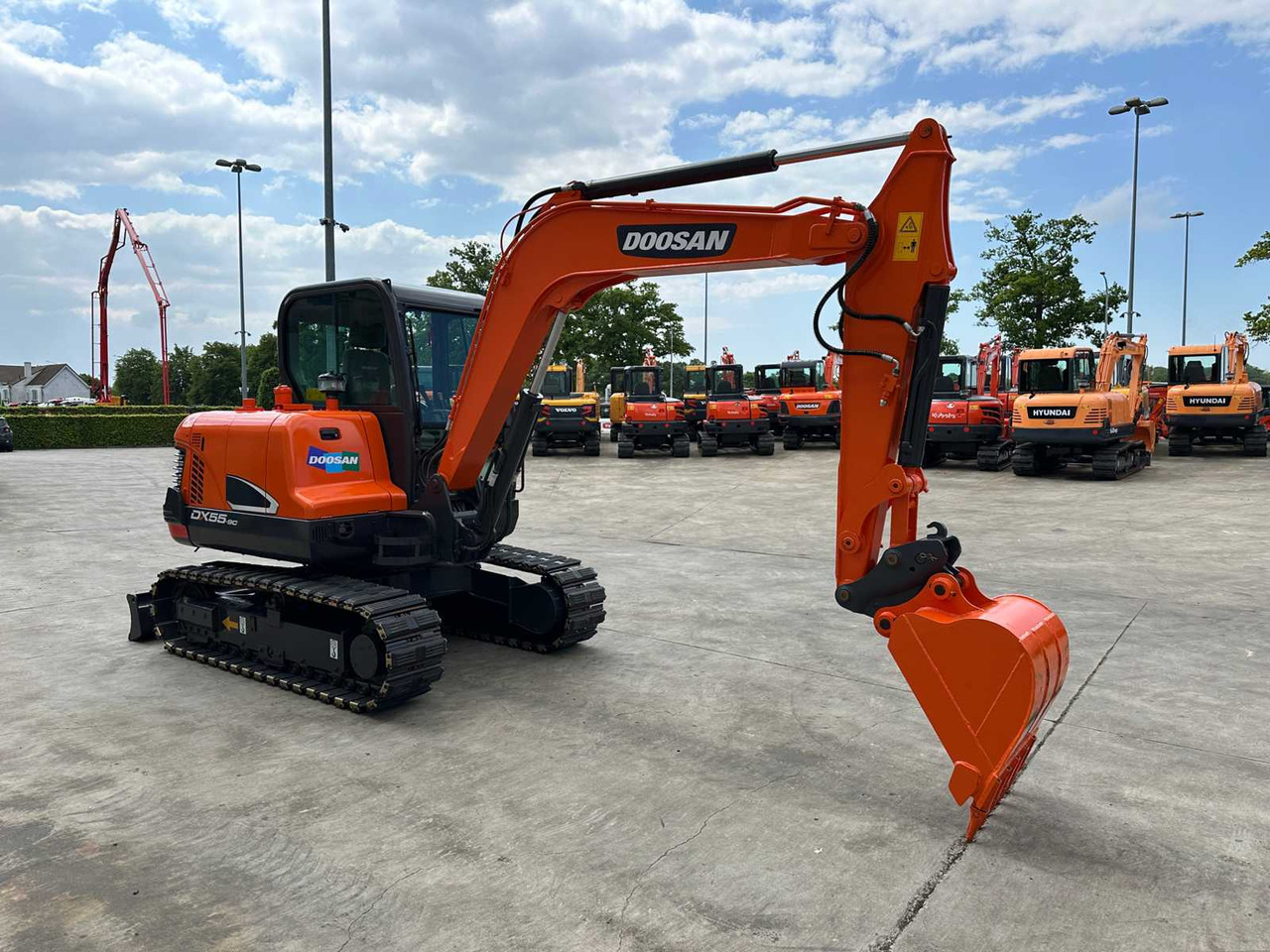 Doosan DX55-9C - Excavadora de cadenas: foto 3 Doosan DX55-9C - Excavadora de cadenas: foto 3
