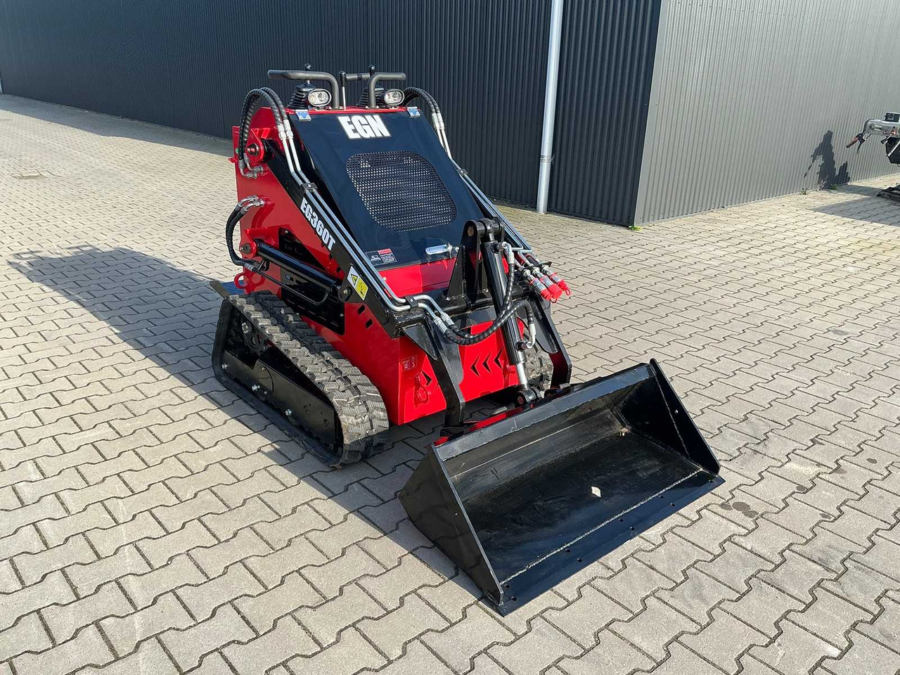 EGN EG360T - Minicargadora: foto 4 EGN EG360T - Minicargadora: foto 4