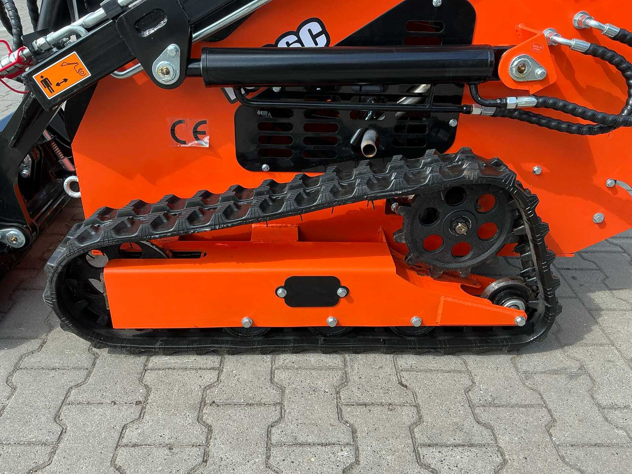 Minicargadora de cadenas EGN EG36C MINI LOADER / SKID STEER LOADER ON TRACKS: foto 9