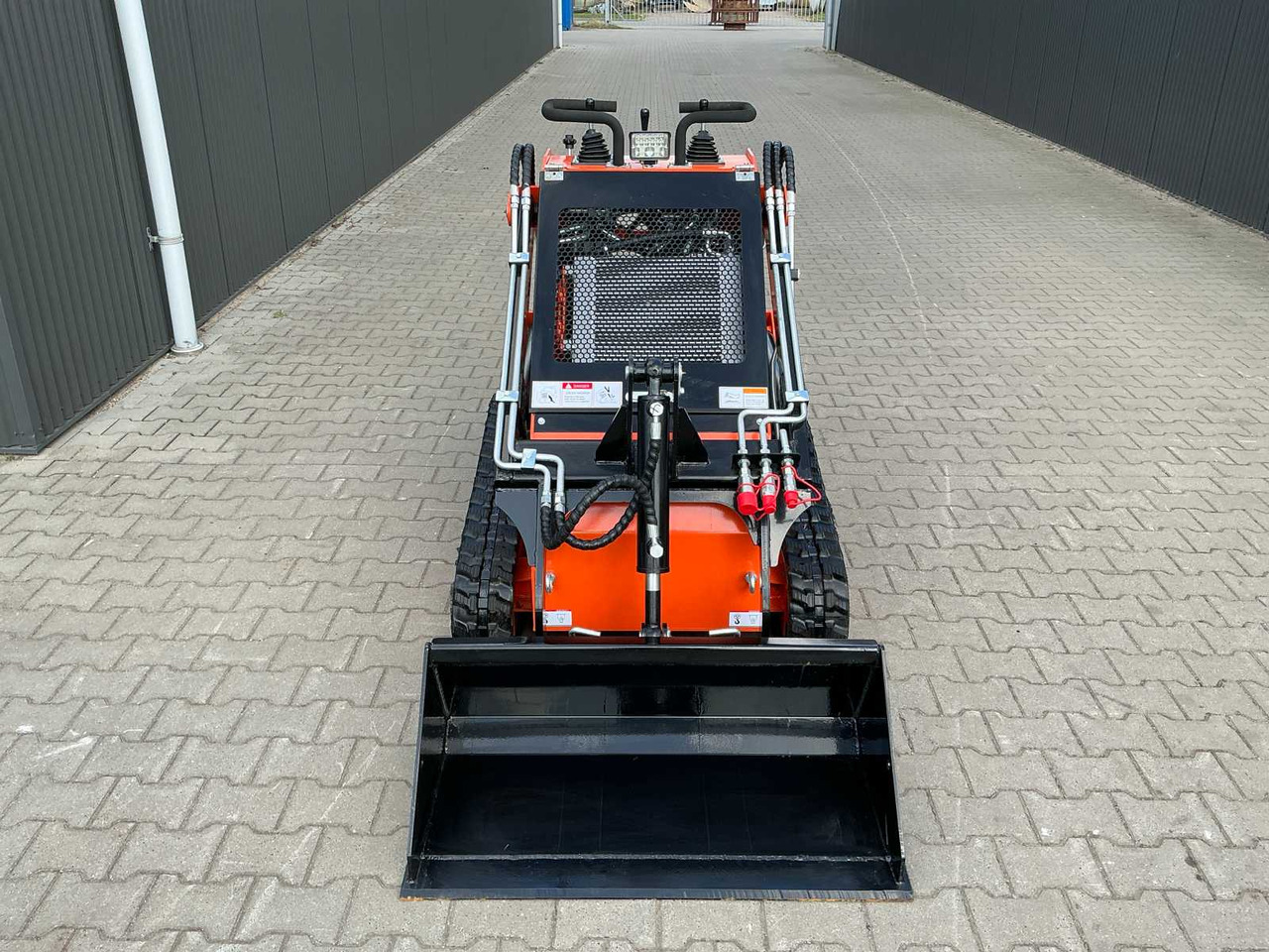 EGN EG36C - Minicargadora: foto 4 EGN EG36C - Minicargadora: foto 4