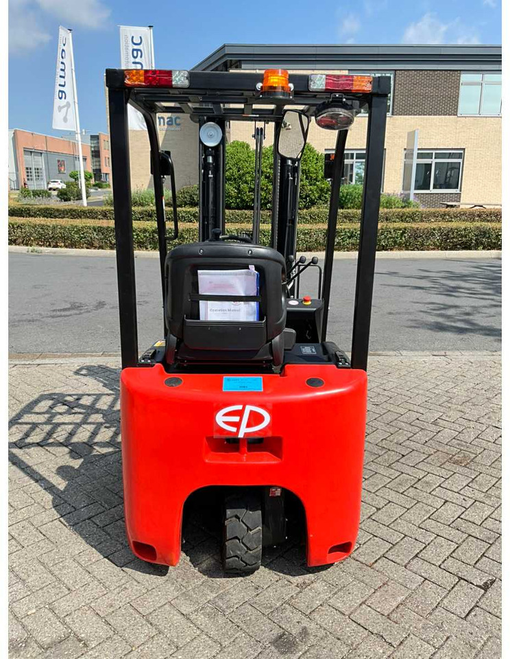 EP EFS 151 - 4.35 METER TRIPLEX, LI-ION, FREE-LIFT, SIDE-SHIFT - FORKLIFT - Carretilla elevadora: foto 5 EP EFS 151 - 4.35 METER TRIPLEX, LI-ION, FREE-LIFT, SIDE-SHIFT - FORKLIFT - Carretilla elevadora: foto 5