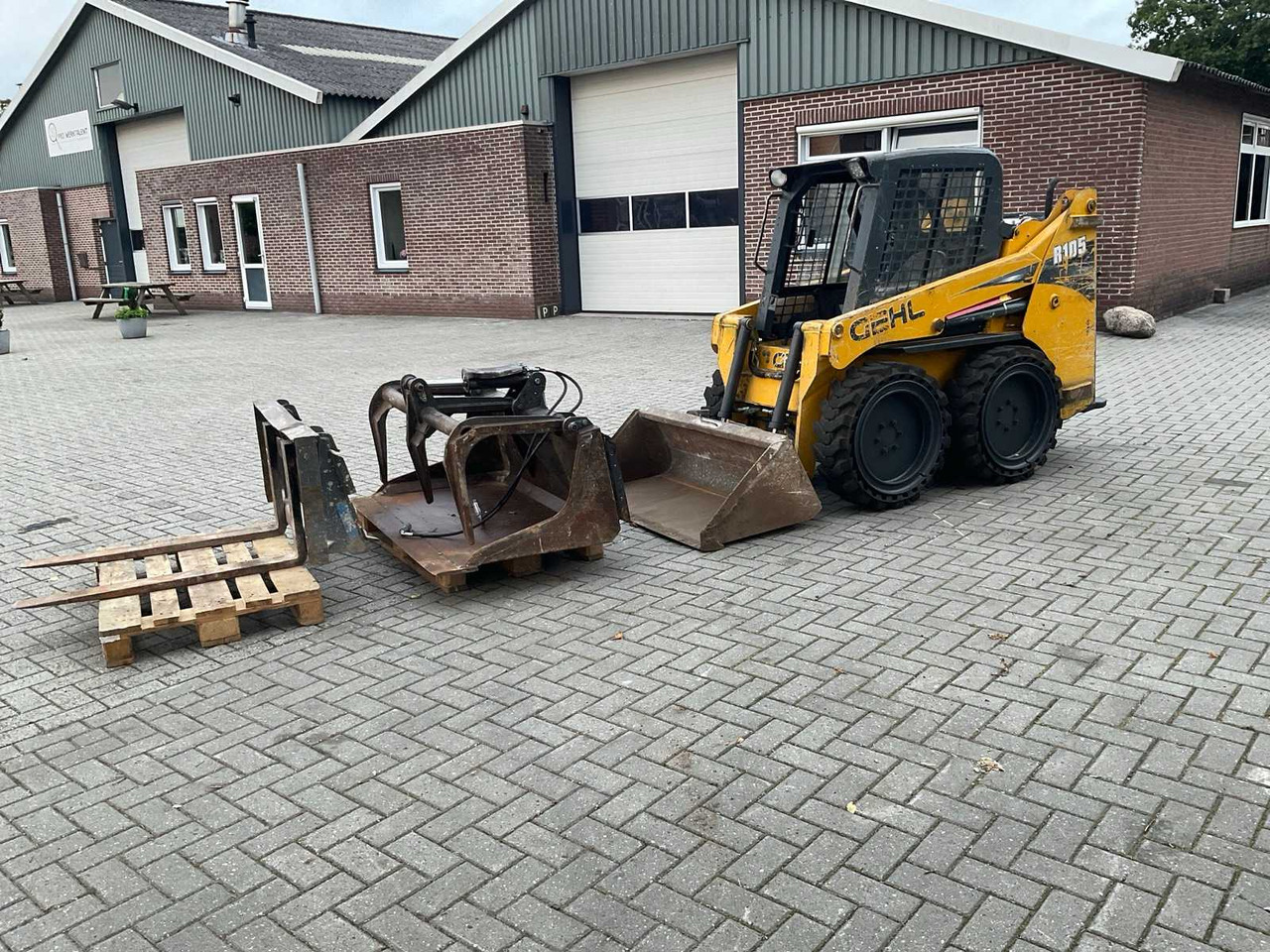 Gehl R105 - Minicargadora: foto 1 Gehl R105 - Minicargadora: foto 1