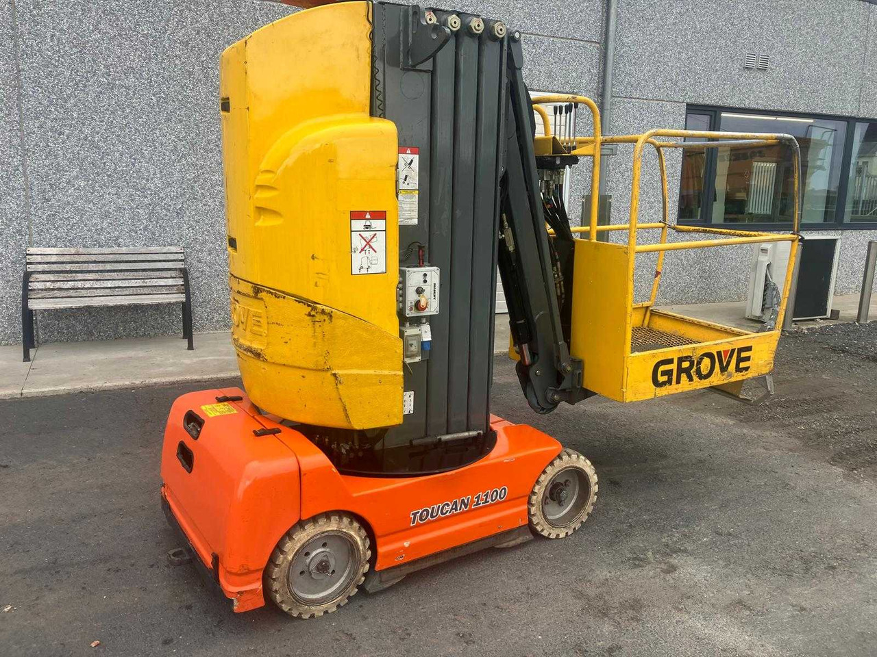 Grove Toucan 1100 C - Plataforma elevadora: foto 5 Grove Toucan 1100 C - Plataforma elevadora: foto 5